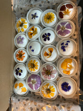 Afbeelding in Gallery-weergave laden, Bloemenmeringues