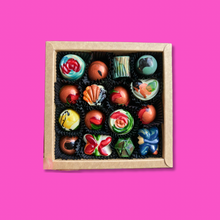 Afbeelding in Gallery-weergave laden, On The Roks Against Duchenne - Bonbons Medium
